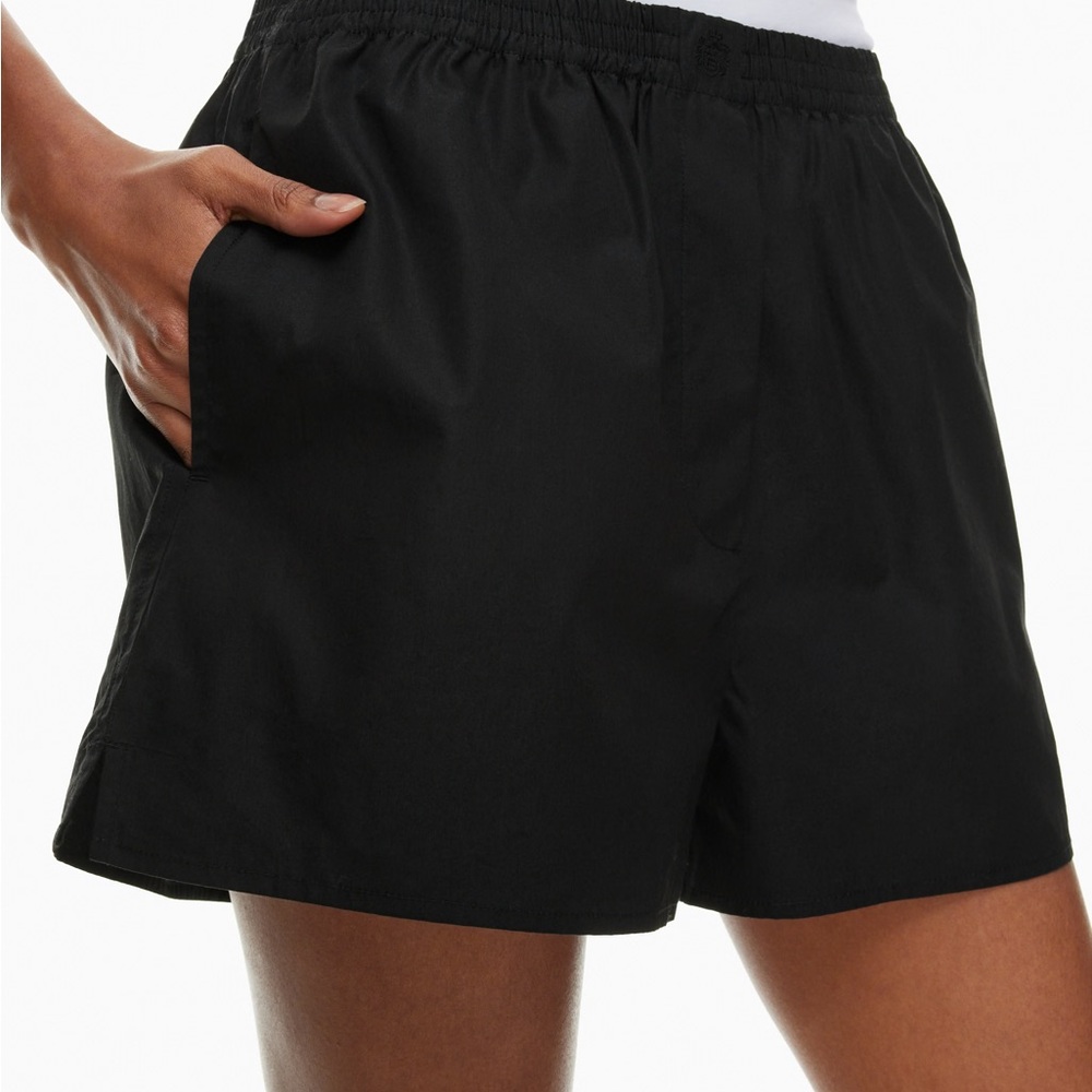 Aritzia Black Deakin 3in Shorts - Picture 8 of 8